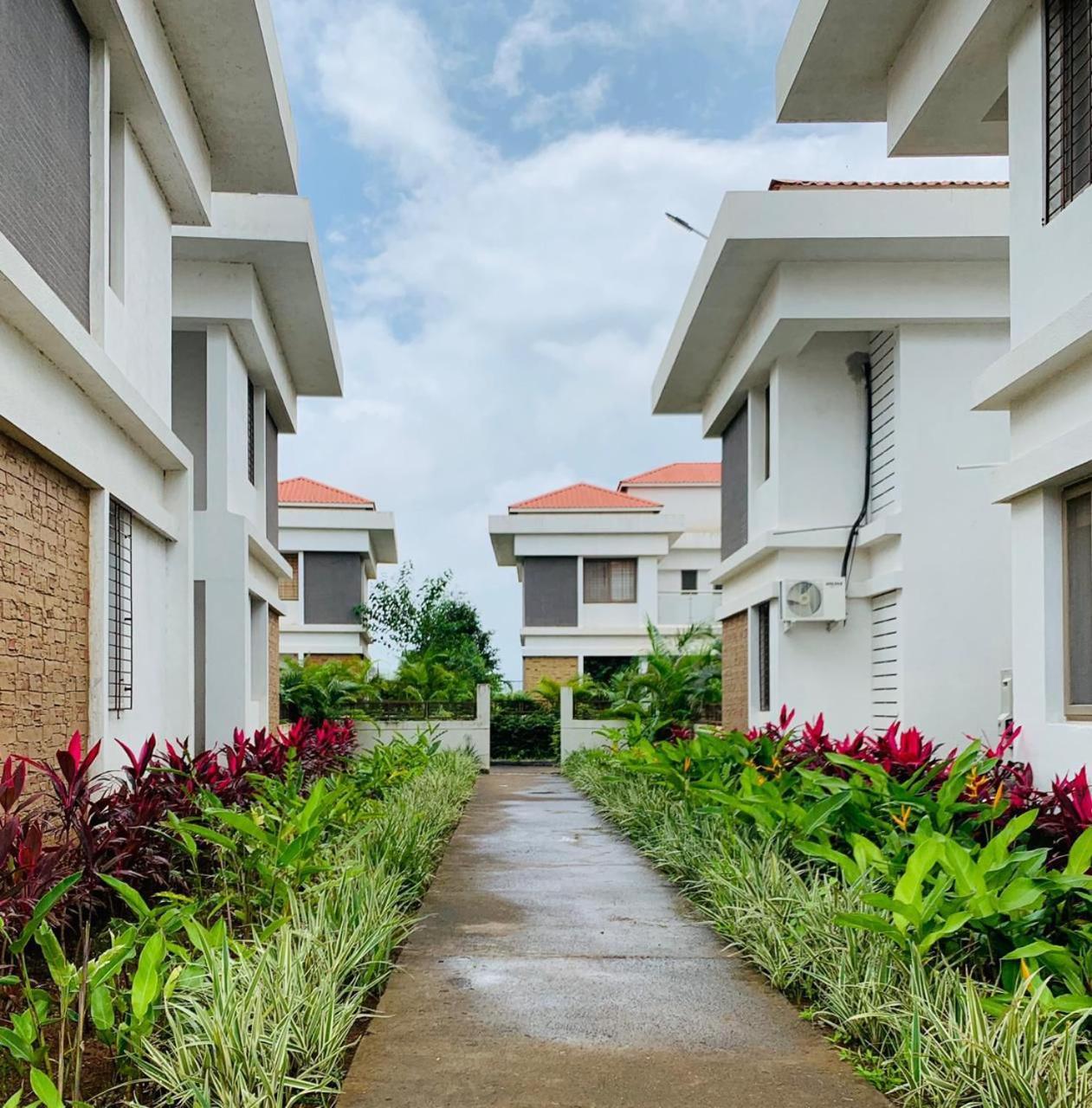 Mizzle Exotica Lonavala Apartment Екстериор снимка